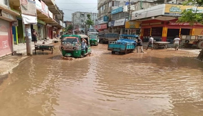 ব্রাহ্মণপাড়া - কুমিল্লা সড়কে দুর্ভোগের শেষ কোথায় !