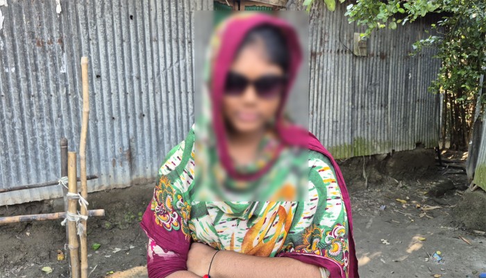 কটিয়াদীতে দৃষ্টিশক্তি হারিয়ে থেমে গেছে মর্জিনার লেখাপড়া