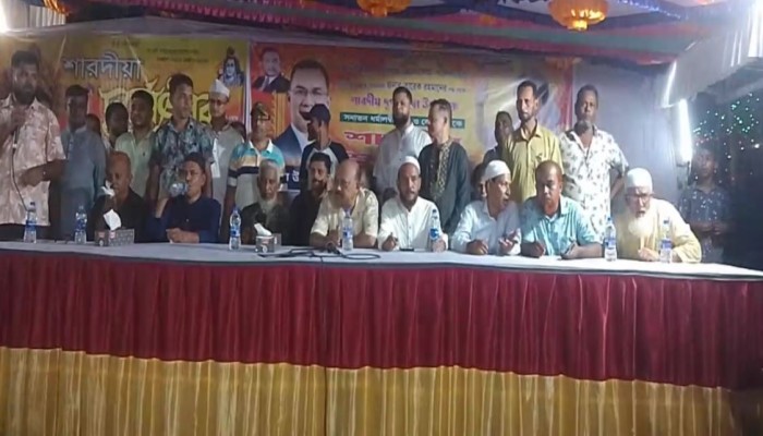 হিজলায় বিএনপির মনোনয়ন প্রত্যাশীদের পূজামণ্ডপ পরিদর্শন