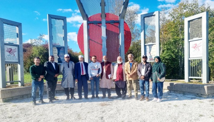 সাংবাদিক বিকুল চক্রবর্তীর বৃটেনের কার্ডিফ শহীদ মিনার পরিদর্শন