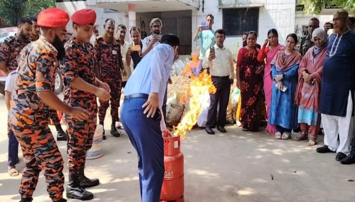 কালীগঞ্জে আন্তর্জাতিক দুর্যোগ প্রশমন দিবস উদযাপন