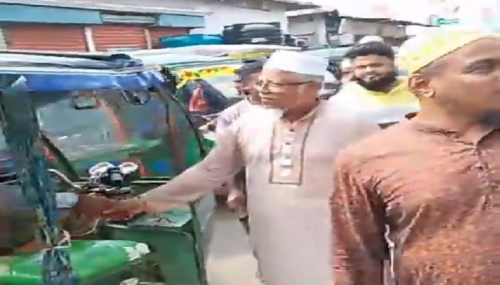 বানারীপাড়ায় জামায়াত প্রার্থী মাষ্টার আব্দুল মান্নানের গণসংযোগ