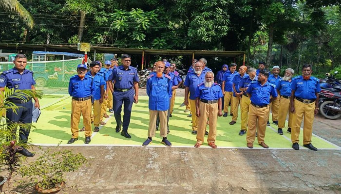ব্রাহ্মণপাড়া ‎মাদক ও চোরাচালান প্রতিরোধে গ্রাম পুলিশের সাথে ওসির মতবিনিময়