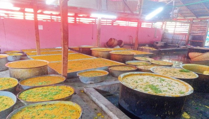 কাউখালীতে লক্ষাধিক ভক্তবৃন্দের মহাপ্রসাদ বিতরণের মধ্য দিয়ে শেষ হয়েছে শ্রীগুরু সংঘের আবির্ভাব উৎসব।