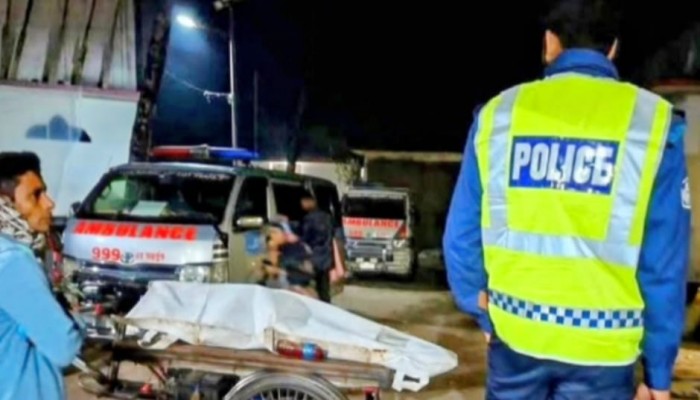 কালকিনিতে বাস নিয়ন্ত্রণ হারিয়ে গাছের সাথে ধাক্কা, নিহত-২