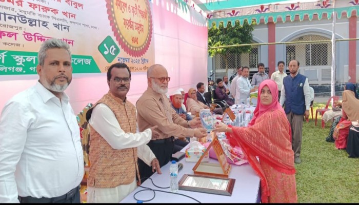 কালীগঞ্জে কলেজে অভিভাবক সমাবেশ ও কৃতী শিক্ষার্থীদের সংবর্ধনা