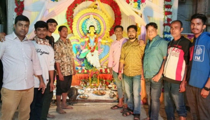 বানারীপাড়ায় জমকালো আয়োজনে কার্তিক পূজা অনুষ্ঠিত