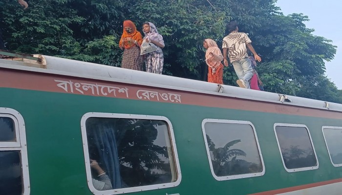 হবিগঞ্জ শাহজিবাজারে কালনী এক্সপ্রেসের ইঞ্জিন বিকল, সারাদেশের সঙ্গে সিলেটের ট্রেন চলাচল বন্ধ