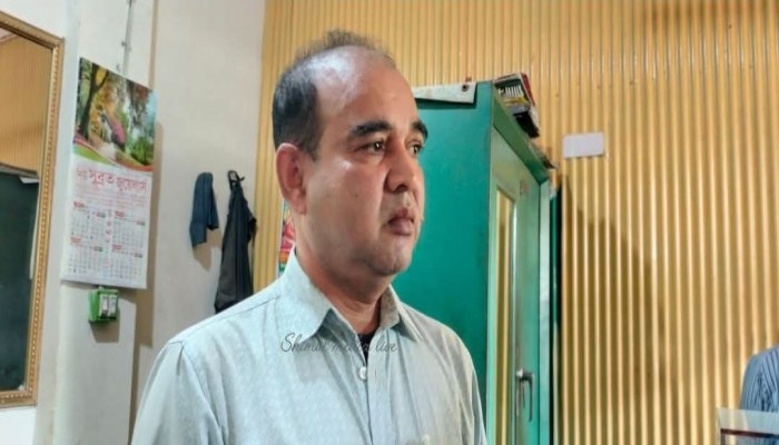 চরভদ্রাসনে ম্যাজিস্ট্রেট পরিচয়ে স্বর্ণের দোকানে টাকা দাবি