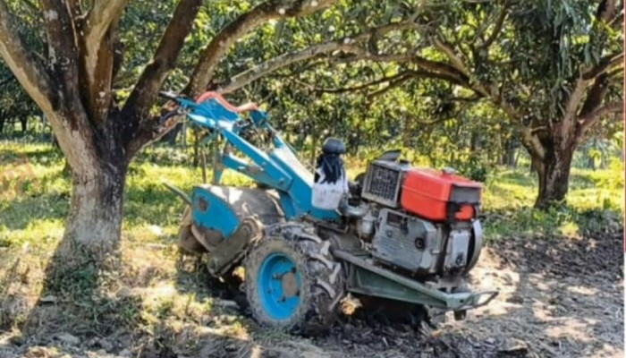 বাঘায় জমি চাষ করতে গিয়ে যুবকের মৃত্যু