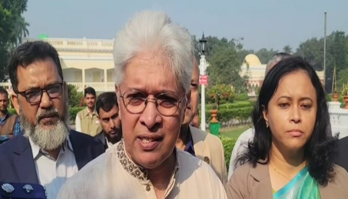 বিদেশ থেকে চিনি আমদানি আপাতত বন্ধ: নাটোরে শিল্প উপদেষ্টা