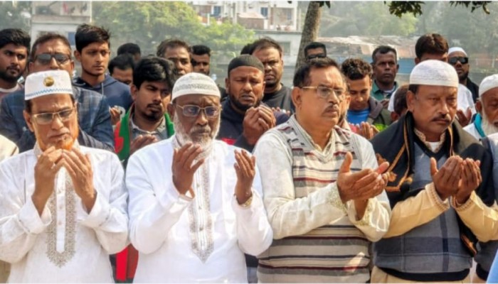 প্রয়াত দুই নেতার কবর জিয়ারত করলেন শহীদ ইকবাল
