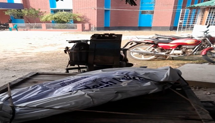 ​পীরগঞ্জে প্রেমের অপবাদে দিনভর গৃহবধু নির্যাতন, রাতে মিলল ঝুলন্ত মরদেহ।