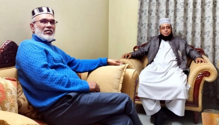 যুক্তরাজ্য বিএনপি’র উপদেষ্টা দানবীর আলহাজ্ব বশির আহমদ এর সাথে হাফিজ মাছুম আহমদ দুধরচকীর সৌজন্য সাক্ষাৎ