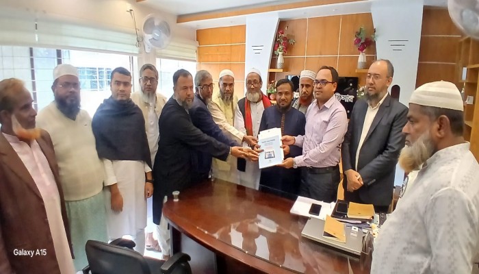 কুমিল্লা -৫ আসনে জামায়াত প্রার্থীর মনোনয়নপত্র সংগ্রহ ডক্টর মোবারক হোসেন