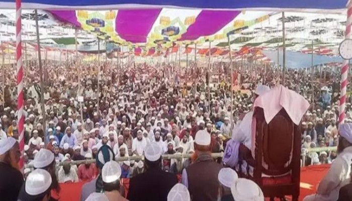 কুড়িগ্রামে আখেরি মোনাজাতে লাখো মুসল্লির ‘আমিন আমিন’ ধ্বনিতে শেষ হলো ইজতেমা