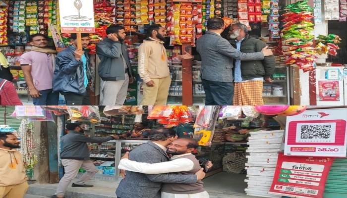 মনোনয়ন ফরম সংগ্রহ করেই গণসংযোগে এনসিপি প্রার্থী