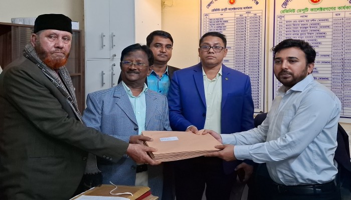 সুনামগঞ্জ চেম্বার অফ কমার্স ২০জন প্রার্থীর মনোনয়ন পএদাখিল জেলাপ্রশাসক কার্যালয়ে সুনামগঞ্জ