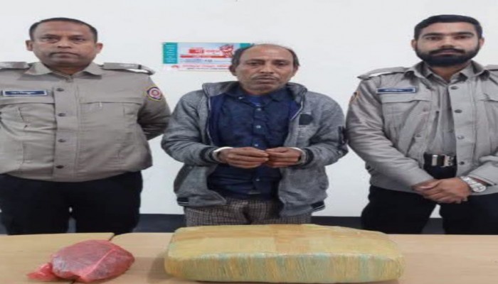 কেন্দুয়ায় সোয়া লাখ টাকার গাঁজাসহ একজন গ্রেপ্তার