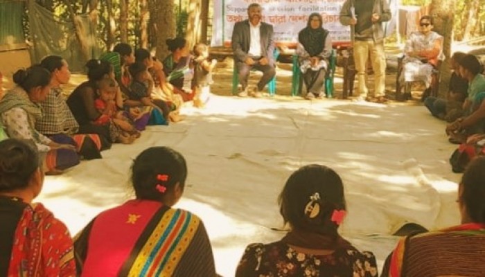 রাজস্থলীতে তথ্য আপা উদ্যোগে সেশন পরিচালনা