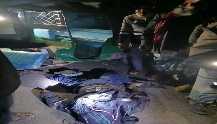 ​বুড়িচংয়ে সিএনজি ও মোটরসাইকেল সংঘর্ষে চালক নিহত, গুরুতর আহত ২