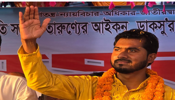 পটুয়াখালী-৩  স্বতন্ত্র প্রার্থীর দিকে নজর রাখার আহবান নুরুল হক নুরের