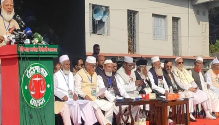 ​কানায় কানায় পূর্ণ জনসভা থেকে যশোরকে সিটি কর্পোরেশন করার দৃপ্ত ঘোষণা জামায়াত আমিরের