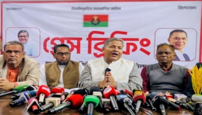 ফরিদপুর-৪ আসনে স্বতন্ত্র প্রার্থীর বিরুদ্ধে মিথ্যা প্রোপাগান্ডার অভিযোগে বিএনপি প্রার্থীর সংবাদ সম্মেলন