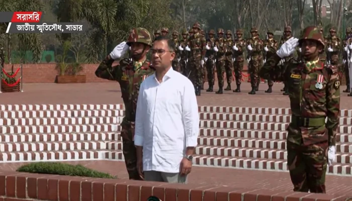 জাতীয় স্মৃতিসৌধে নতুন প্রধানমন্ত্রীর শ্রদ্ধা