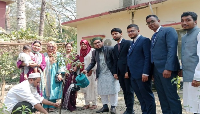 গলাচিপায় নবাগত ডাক্তারেদর যোগদান ডাক্তারের ব্যবহার ও কথায় রোগী অর্ধেক সুস্থ হয়ে যায় -নুরুল হক নুর