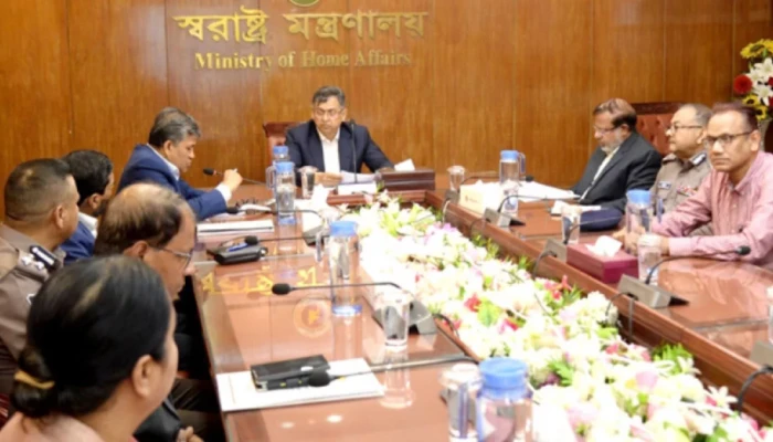থানার ওসি যেন মন্ত্রীকে ফোন না করে: স্বরাষ্ট্রমন্ত্রী