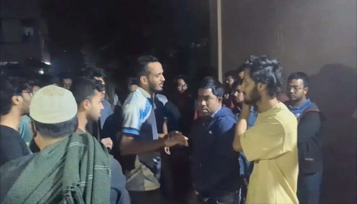 কুবিতে আবাসিক হলে ঢুকে ছাত্রদল নেতা কর্তৃক শিক্ষার্থীকে মারধর
