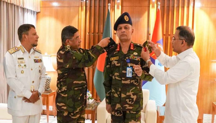 সশস্ত্র বাহিনী বিভাগের নতুন প্রিন্সিপাল স্টাফ অফিসারের দায়িত্ব গ্রহণ