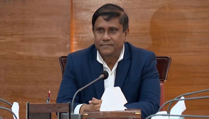 সশস্ত্র বাহিনীর আধুনিকায়নে সরকার আন্তরিক: প্রধানমন্ত্রীর প্রতিরক্ষা উপদেষ্টা