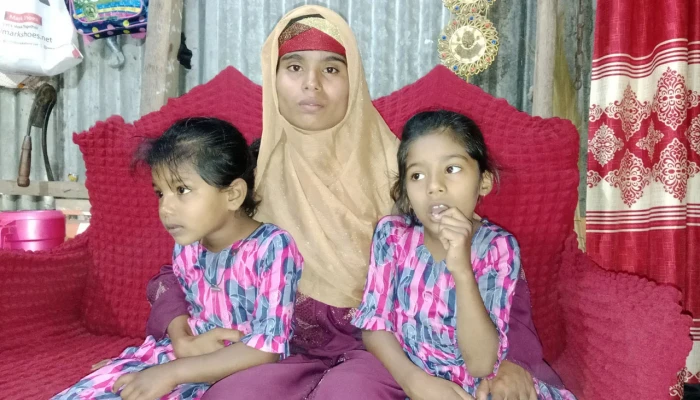 বিএনপির ভোট চাইতে গিয়ে ভাঙল সংসার, দুই কন্যাকে নিয়ে অসহায় লাইজী