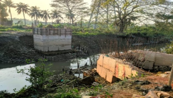 ​বোয়ালখালীর অধিকাংশ খাল বে-দখলে,উদ্ধারে উদাসীন