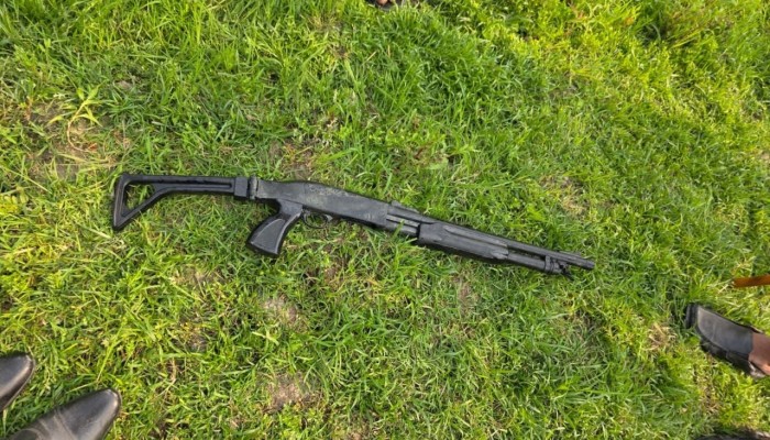 আড়াইহাজারে পরিত্যক্ত অবস্থায় শটগান উদ্ধার