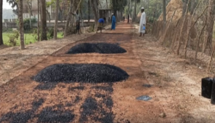 ​রাঙ্গাবালীতে কোটি টাকার সড়কের স্বপ্ন ভেঙে দিচ্ছে অনিয়মের বাস্তবতায় হাবিবুর রহমানের দুর্নীতি