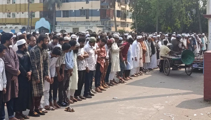 ইবি শিক্ষিকা রুনার জানাজা সম্পন্ন