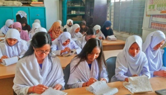 মোর্শেদার টুপি যাচ্ছে মধ্যপ্রাচ্যে, আজ স্বাবলম্বী হাজারো নারী