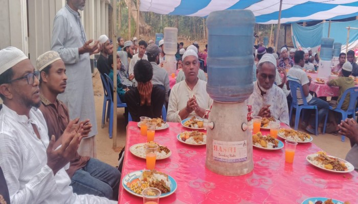 ​পূর্ব জুড়ীতে প্রকৌশলী মিফতা উদ্দিন বুলবুলের আয়োজনে ইফতার মাহফিল