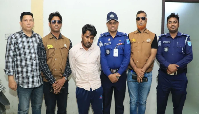 নরসিংদীতে আমেনা হত্যায় নতুন মোড়  জড়িত সৎ-বাবা
