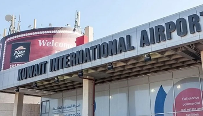 কুয়েতের প্রধান বিমানবন্দরে ড্রোন হামলা  জ্বালানি ট্যাংক ও ভবনে আগুন