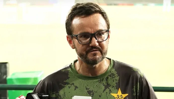 চ্যালেঞ্জিং ক্রিকেট হবে বলছেন পাকিস্তান কোচ
