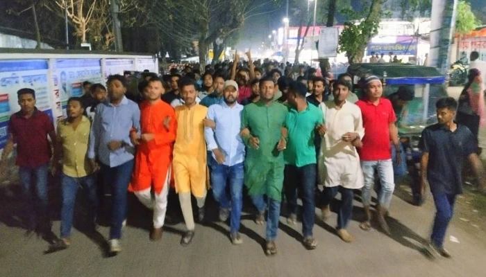 এনসিপির দুই কর্মীর বিরুদ্ধে ধর্ষণের অভিযোগ, পাল্টাপাল্টি বিক্ষোভে আহত ৭