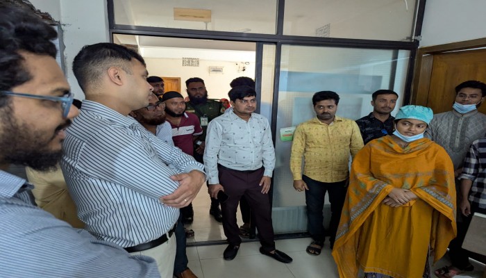 মাদারীপুরের কালকিনিতে দুটি প্রাইভেট হাসপাতালে ভ্রাম্যমাণ আদালতের অভিযান, অর্থদণ্ড