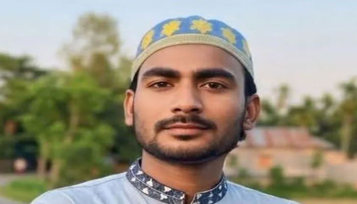 নিয়োগ পরীক্ষার খাতা ছিনিয়ে নেওয়ার অভিযোগে যুবদল নেতা গ্রেপ্তার