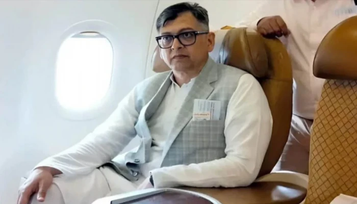 গ্লোবাল ফ্রড সামিটে অংশ নিতে ভিয়েনা যাচ্ছেন স্বরাষ্ট্রমন্ত্রী