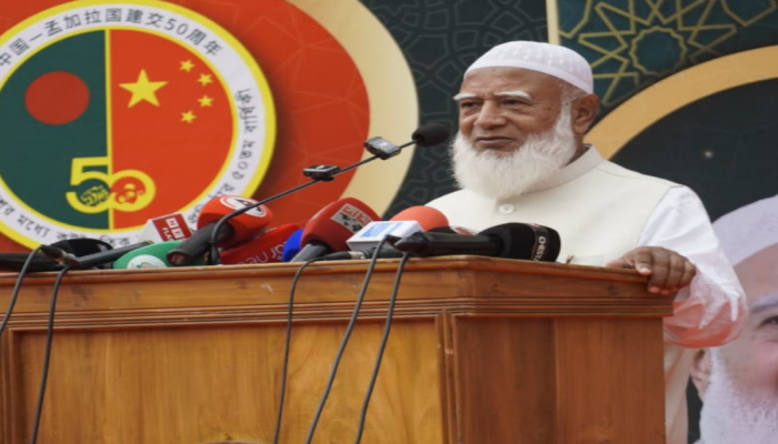 মিরপুর-১০ এ অবস্থিত আদর্শ উচ্চ বিদ্যালয় মাঠে বাংলাদেশ জামায়াতে ইসলামী ও চীনের যৌথ উদ্যোগে দুস্থদের মাঝে ফুডপ্যাক বিতরণ।