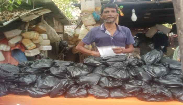 প্রতিবন্ধী সুরমা সমাজ উন্নয়ন সংস্থার উদ্দেগ্যে ঈদ সামগ্রী বিতরণ